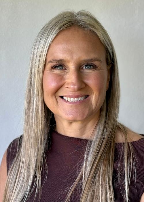 Danielle Mackay - Licensed buyers agent - small Danielle Mackay - Buyers Agent